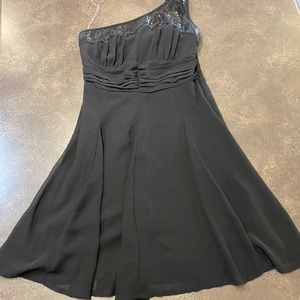 Venus Cocktail Dress Size 6